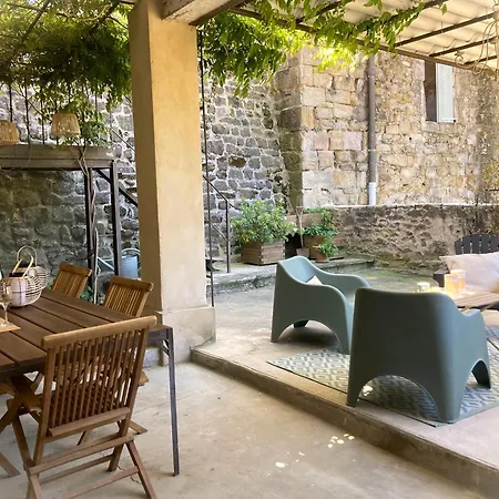 Holiday home Le Garric